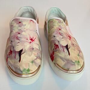 Ted Baker Floral Laulei Slip on Sneaker Size 10 / EU41